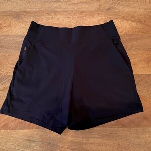 Athleta Brooklyn Mid Rise Short, Navy, Size 0
